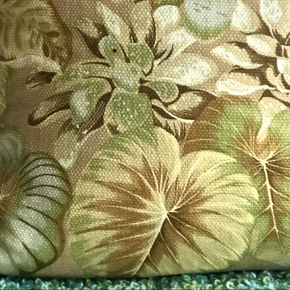 Last One! NWT Beautiful Tropical Plant Leaf DOWN PILLOW - Picture 2 of 6